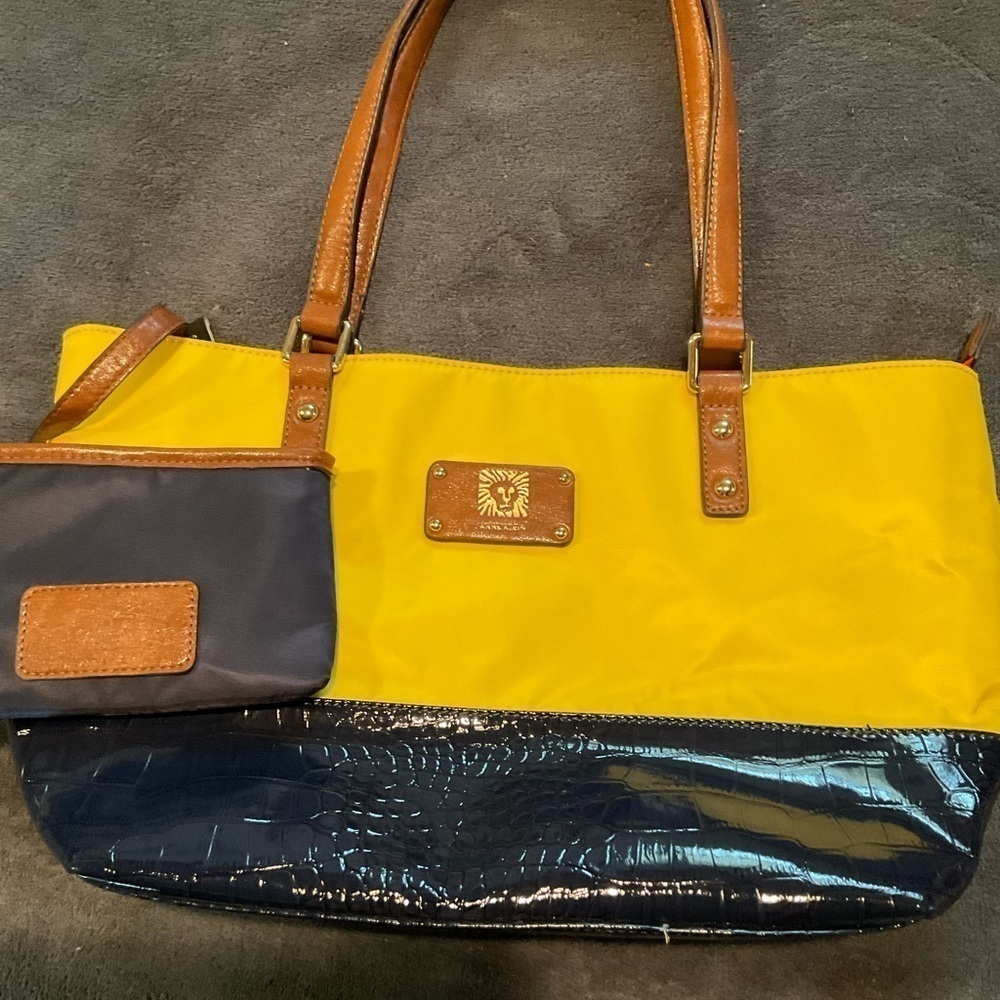 Anne Klein Tote Bag with Matching Change Purse